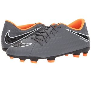 EUC Adult Nike Hypervenom Soccer Field Cleat